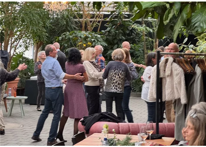 17.01.26 13.00-15.30 Uhr: Tanzcafé in der Gärtnerei